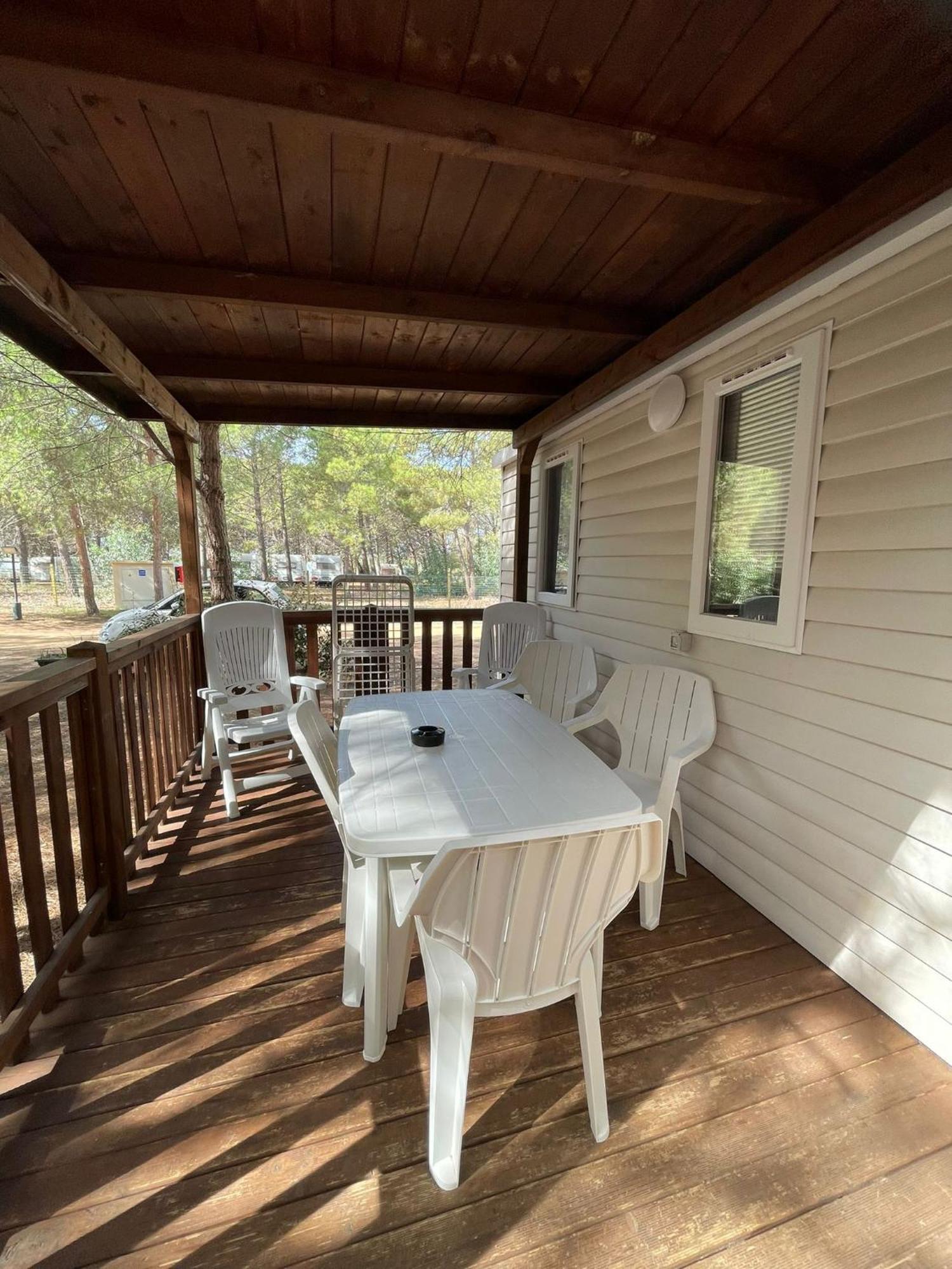 Happy Camp Mobile Homes In Camping Iscrixedda Лотцорай Екстериор снимка