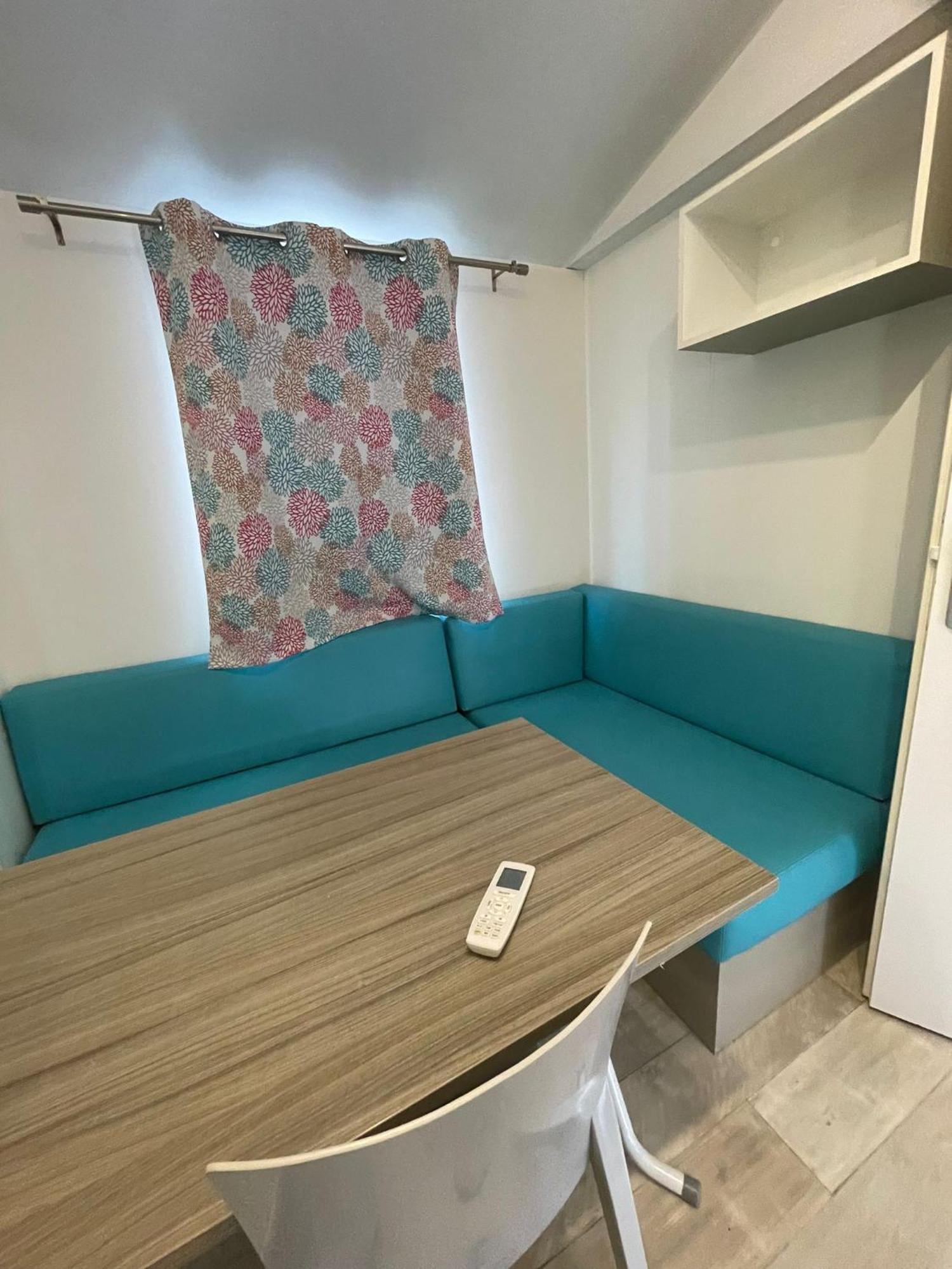 Happy Camp Mobile Homes In Camping Iscrixedda Лотцорай Екстериор снимка